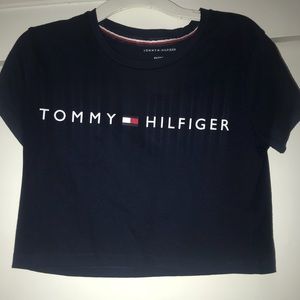 Tommy Hilfiger cropped shirt